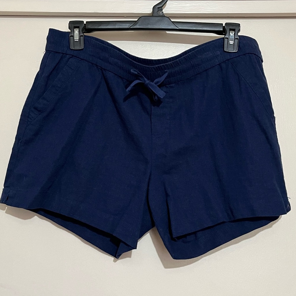 Set of 2 linen shorts, 3.5 in length, navy blue and light khaki, L